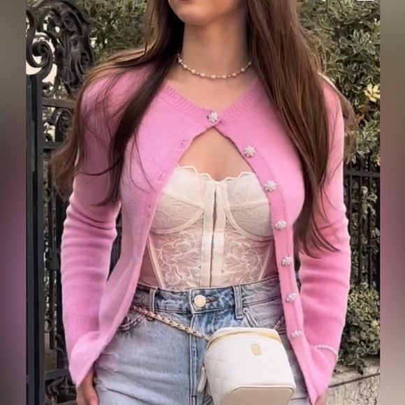 Zara PINK CARDIGAN WITH FAUX PEARL BUTTONS - Picture 11 of 14